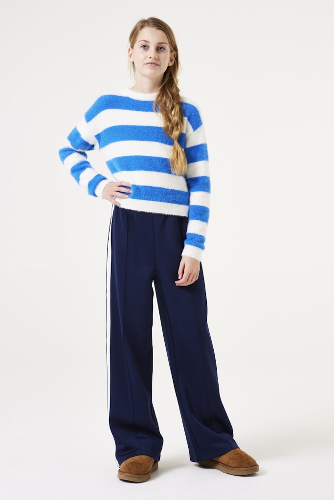 W42522_25136-4.jpg