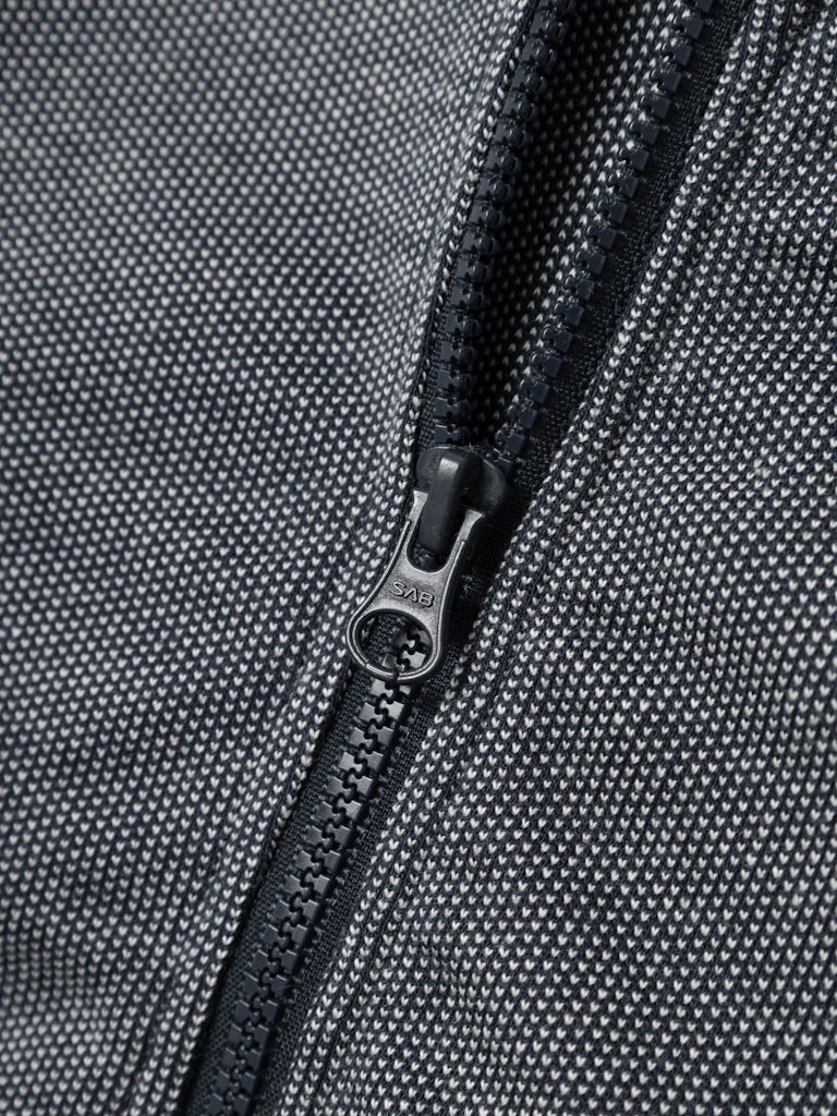 13233470_24733-1.jpg