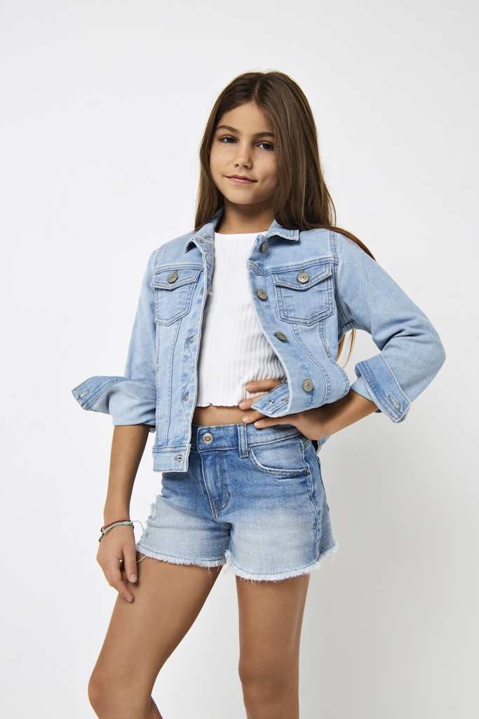 15202794_7910-4.jpg