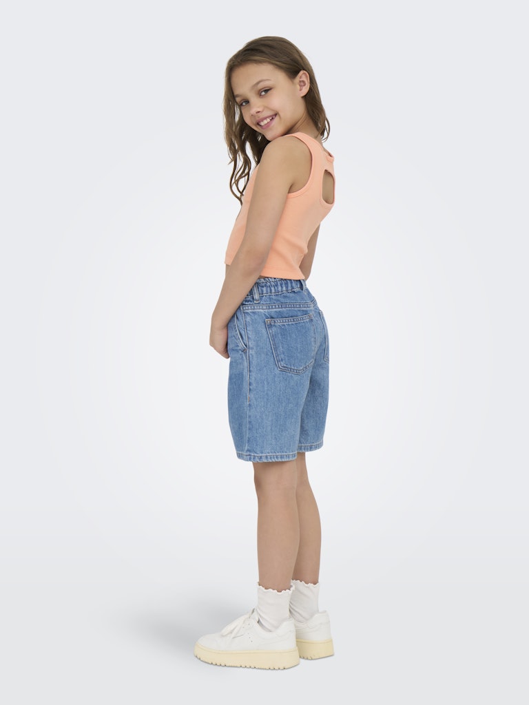 15263437_28615-5.jpg