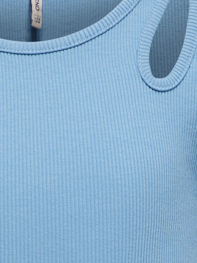15313690_18999-2.jpg