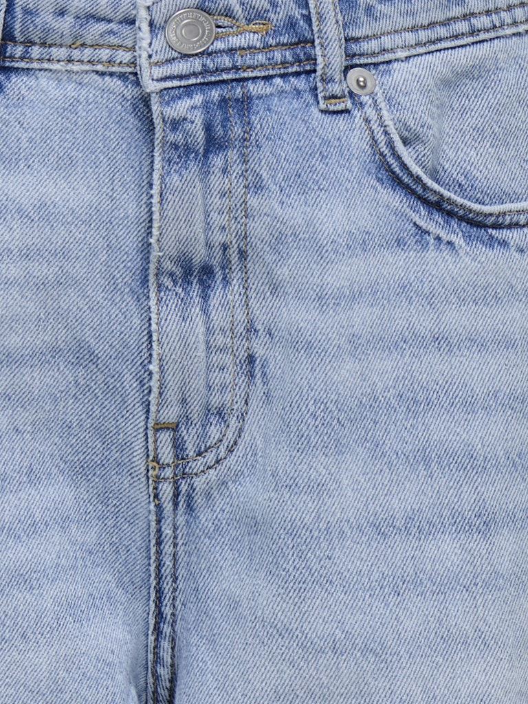 22035011_33530-2.jpg